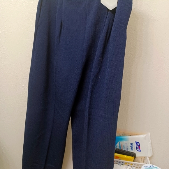 Ladies long knit pants size 16 length 36+ - Picture 1 of 1